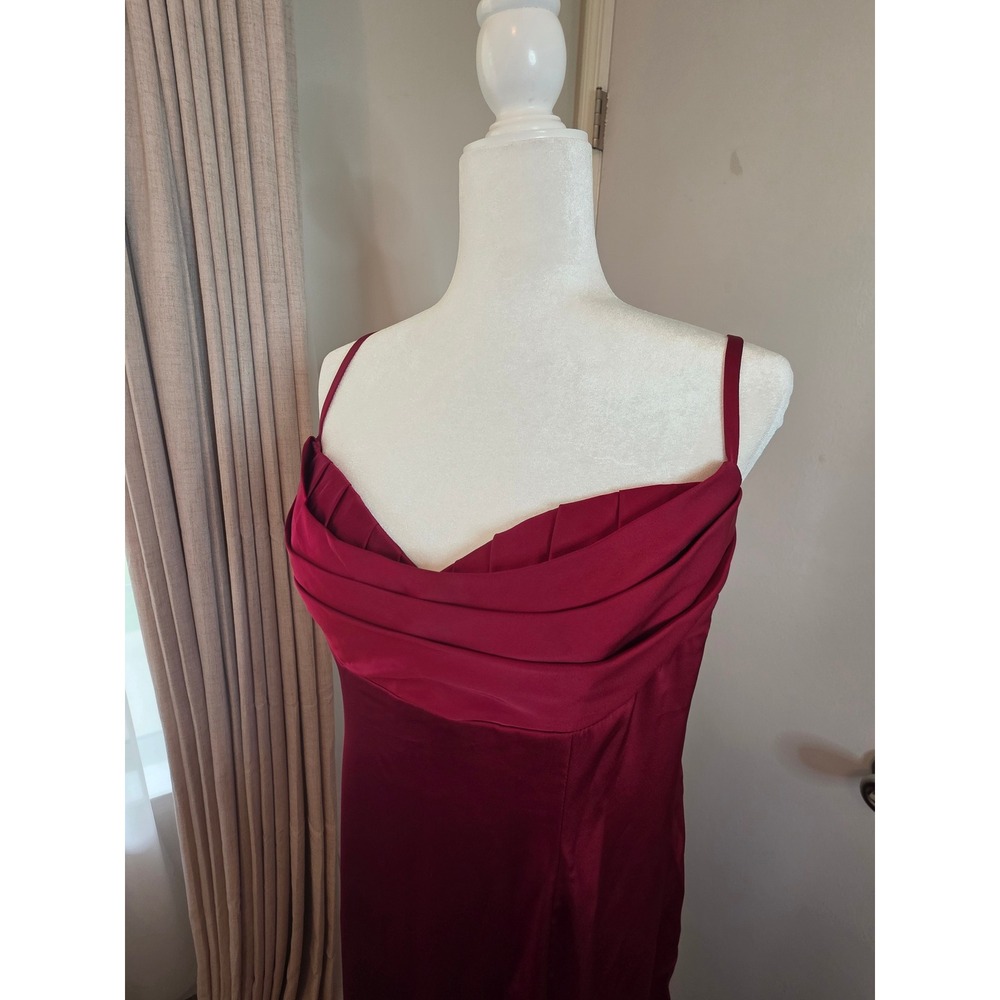 Barbie Azazie NWT Wynni Gown Dress Burgundy Formal Wedding Autumn Homecoming - Picture 10 of 14